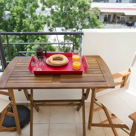 5th Floor Maisonette With Mountain View