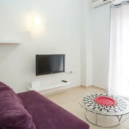5th Floor Maisonette With Mountain View *